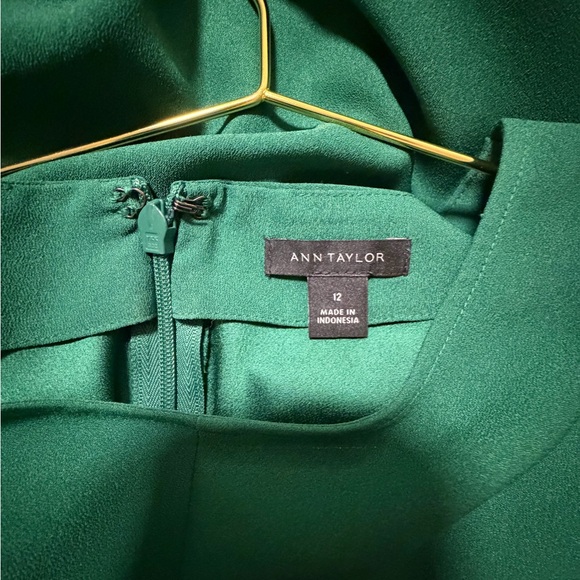 Crepe Column Midi Dress - Picture 3 of 3